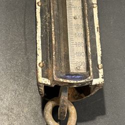 Antique Cast Iron Hanging SCALE Type 34 CHAS FORSCHNER 200 lb. Tested & working. Very nice condition for its age! Weight of 5-1/2 lbs. Scale reads fro