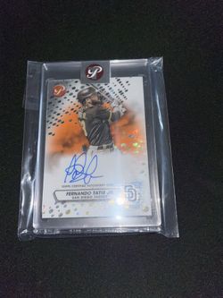 Fernando Tatis Jr.  2022 Topps Pristine Encased Factory Seal Autograph Orange Refractor #d/25 RARE