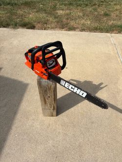 Like New Echo CS-400 Chainsaw