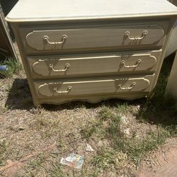 buffet/chest its 31 inches tall 42 inches wide and 19 inches deep