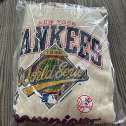 Xl New York Yankees Champions 1996 Cream Color