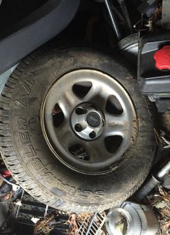 Jeep Cherokee spare new