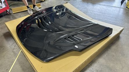 350z Carbon Fiber Vented Hood