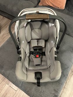 Nuna PIPA Aire RX Infant Car seat