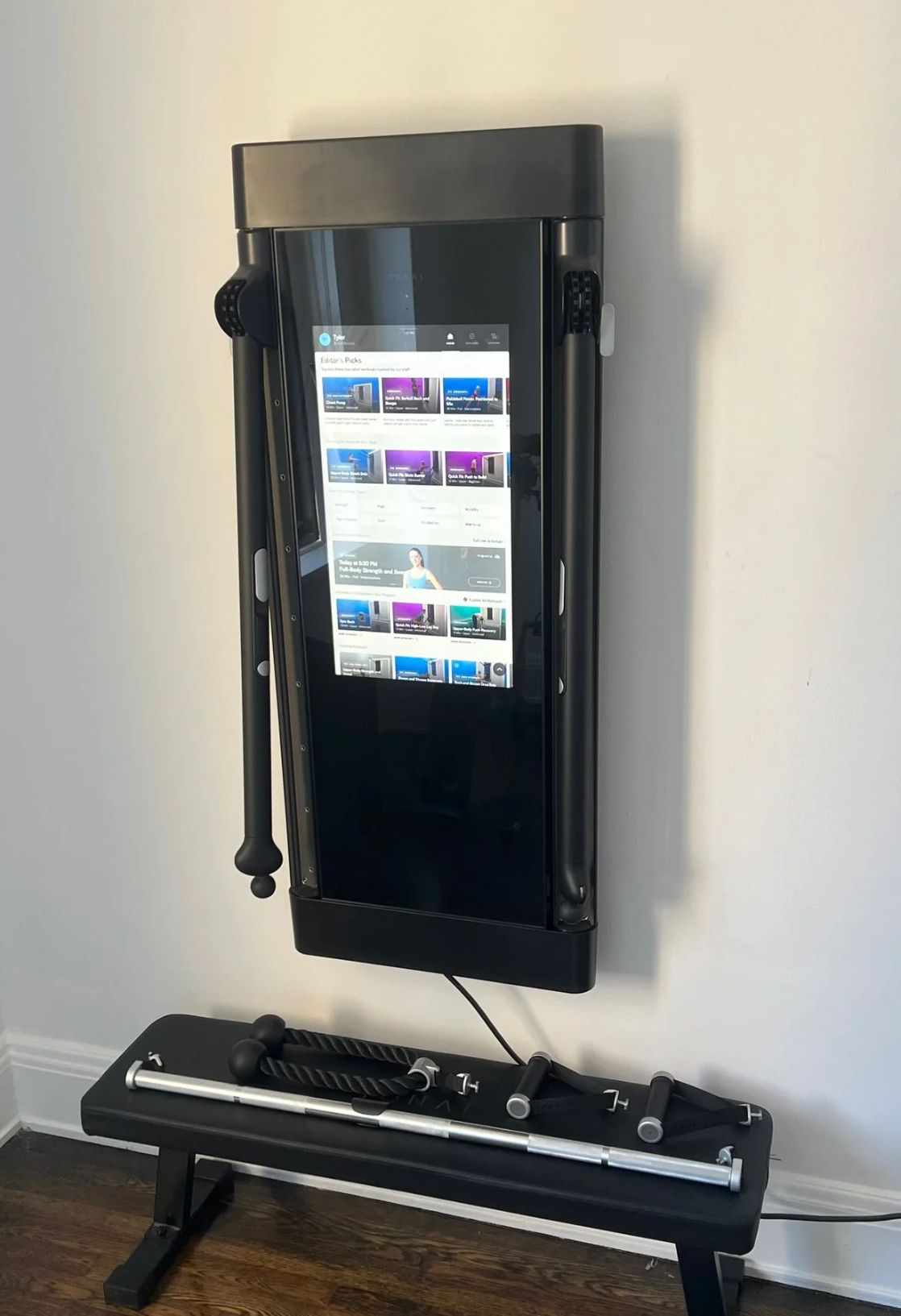 Tonal 1 Model 1 2023 Lightly Used Home Gym System - New Haven, CT
