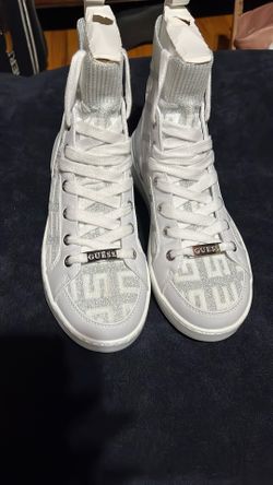 Tennis Shoes