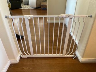 BABY/DOG GATE