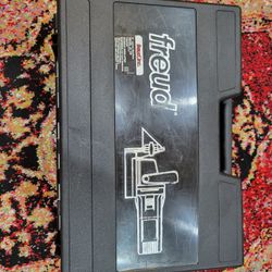 Freud 4 inch joiner machine.