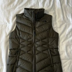 Army Green Size M North Face Vest