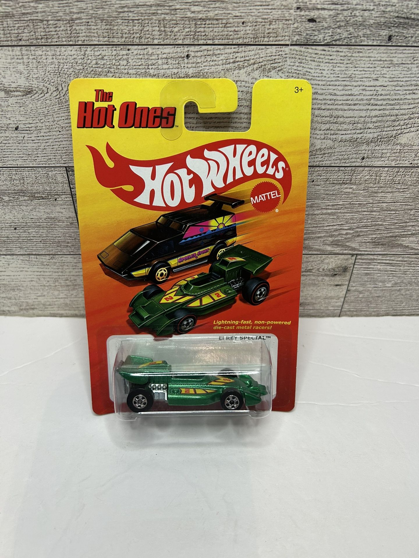 Hot wheels The Hot Ones Green ‘2011 El Rey Special • Die Cast Metal • Made in Thailand
