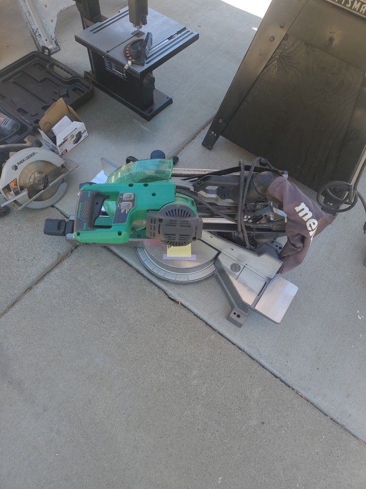 Compound Miter Saw