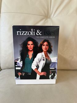 box set of the crime drama television series Rizzoli & Isles: The Complete Series, featuring all 7 seasons across 24 discs