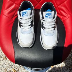 Nike Air Max Size 6 