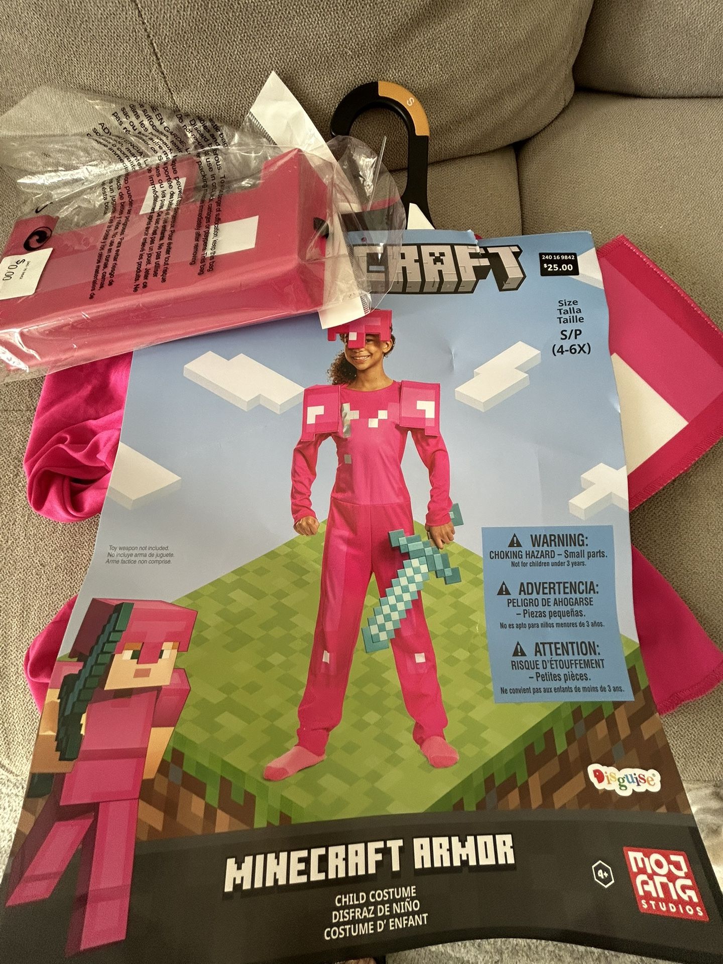 Brand new Pink Minecraft costume Girl 