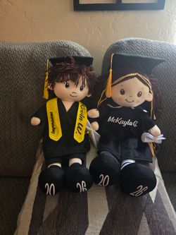 PERSONALIZED GRADUATION DOLLS