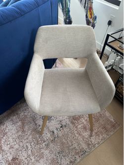 Arm chair for sale!! Must go