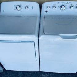 Ge Newer Washer And Dryer Set 