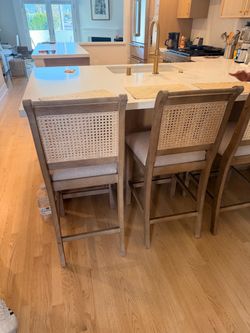 Bar stool chairs