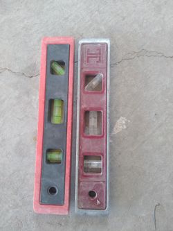 2 niveladores $5
