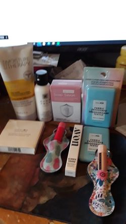 BRAND NEW AVON  BUNDLE 