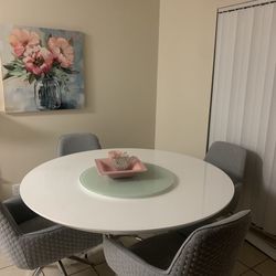 Table And Chairs For SALE