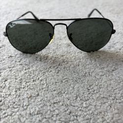 RAY-BAN Aviators Polarized