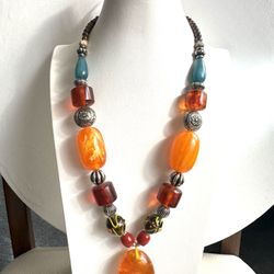 gorgeous and vintage style Amber resin pendant and tibetan silver beads necklace 21”inch