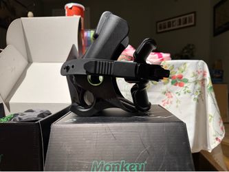 Pair of MonkeyFeet