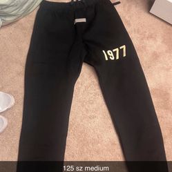 Essentials Pants 