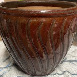 Large Ceramic Flower Pot!