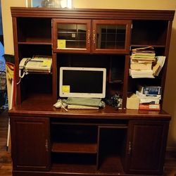 Cherry Wood Offoce Desk With Storage Hutch