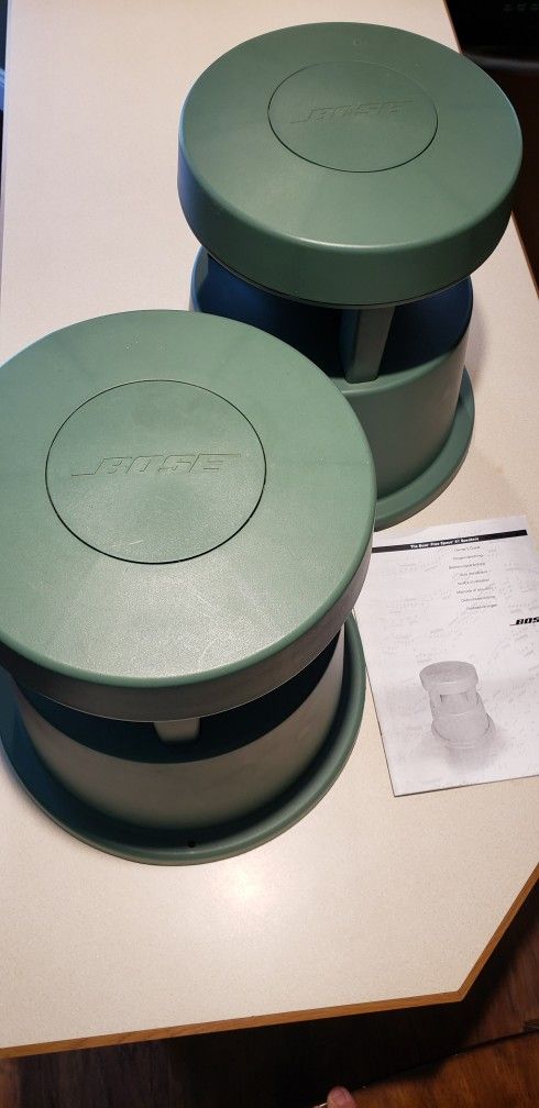 The Bose Free Space 51 Speakers