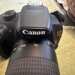 Eos Rebel T5 Camera