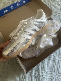 Metallic sambas