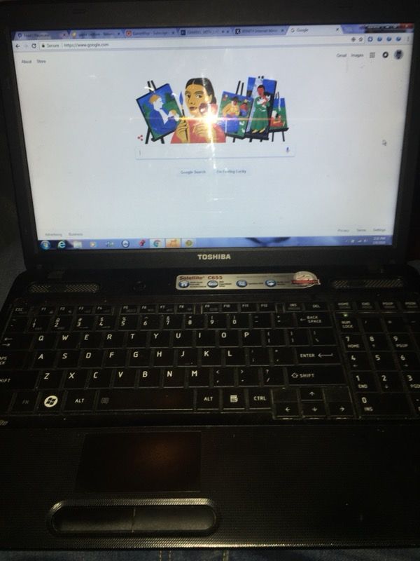 Windows 7 TOSHIBA laptop mint condition