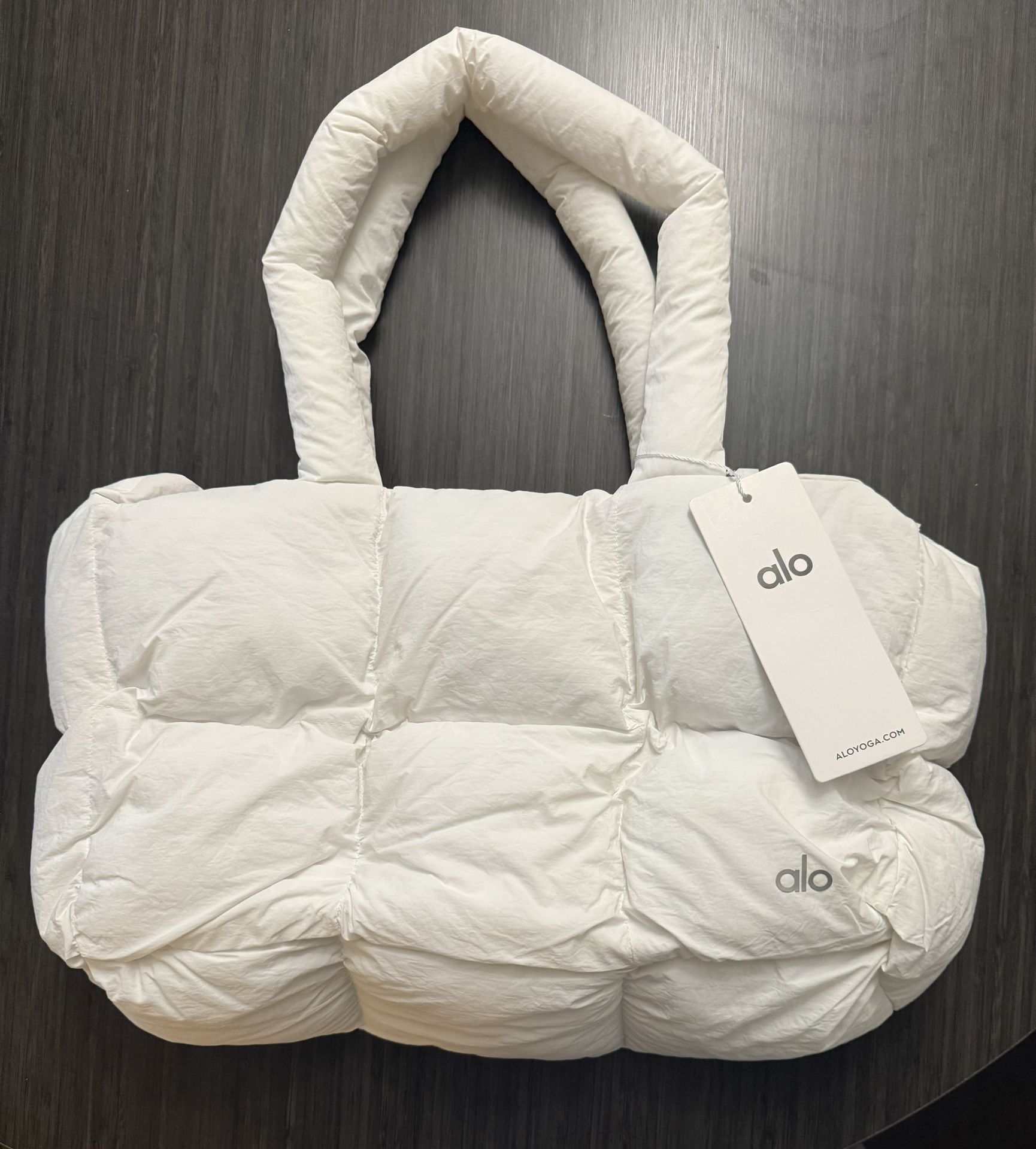 Alo Quilted Puffer Tote Bag White(Shipping Only)