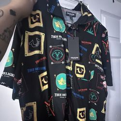 True Religion Men’s button down