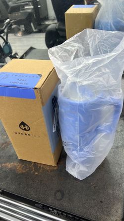 HydroJug Traveler 32oz Light Blue