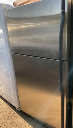 Kenmore Top Mount 27" Apartment Size Stainless Steel Fridge
