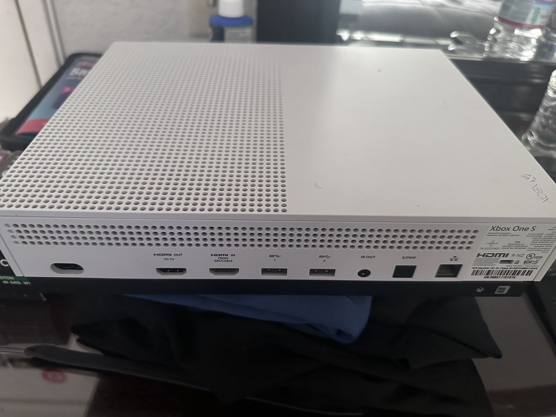 x Box One S