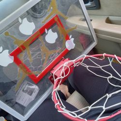 Basketball Hoop Good Condition $8.00