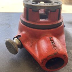 Tool Sale! RIDGID manual ratchet pipe threader - Oferta de herramientas! Roscadora de tubos manual con trinquete RIDGID