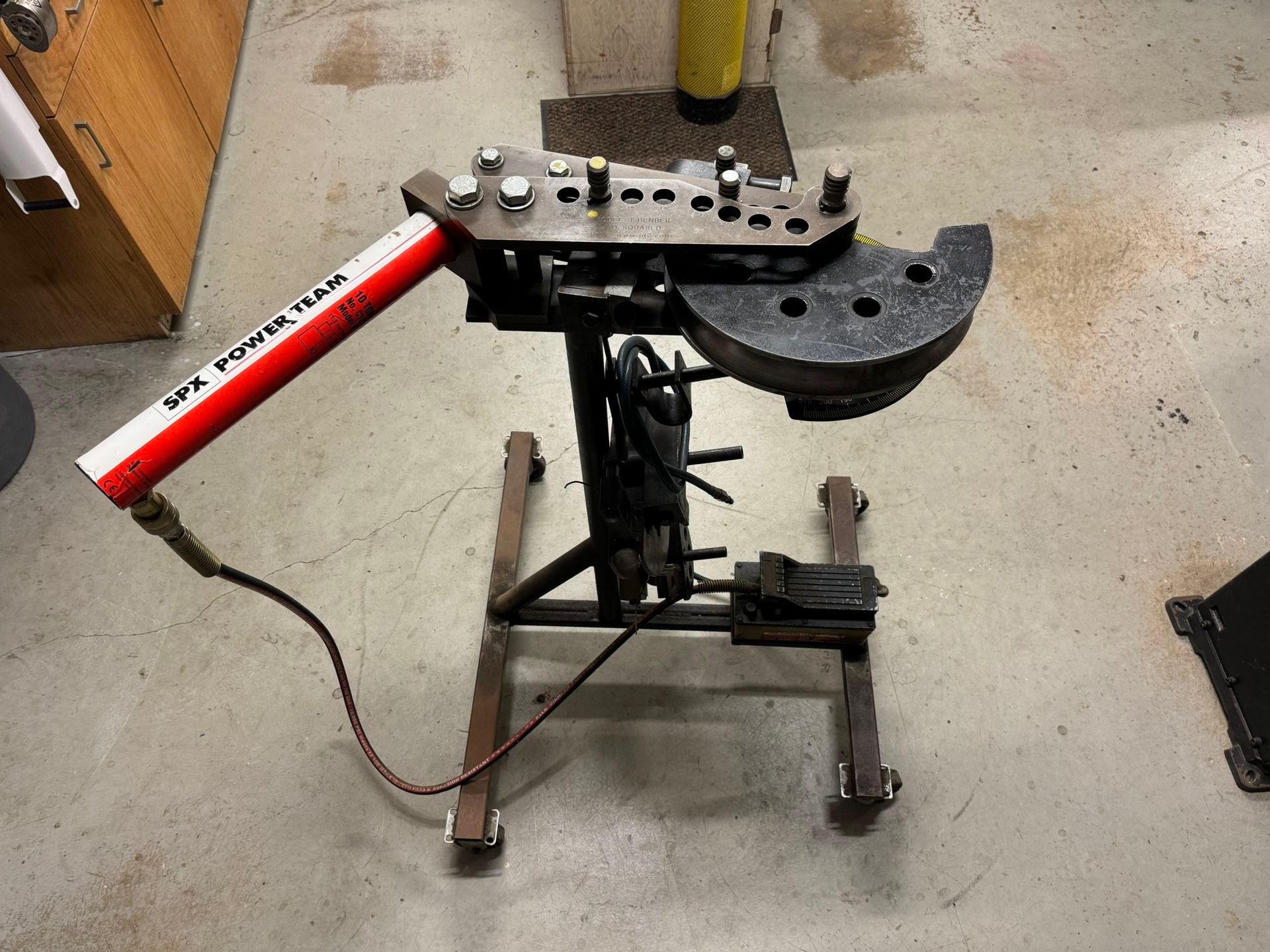 JD2 Model 3 Hydraulic Tube Bender (with Dies)
