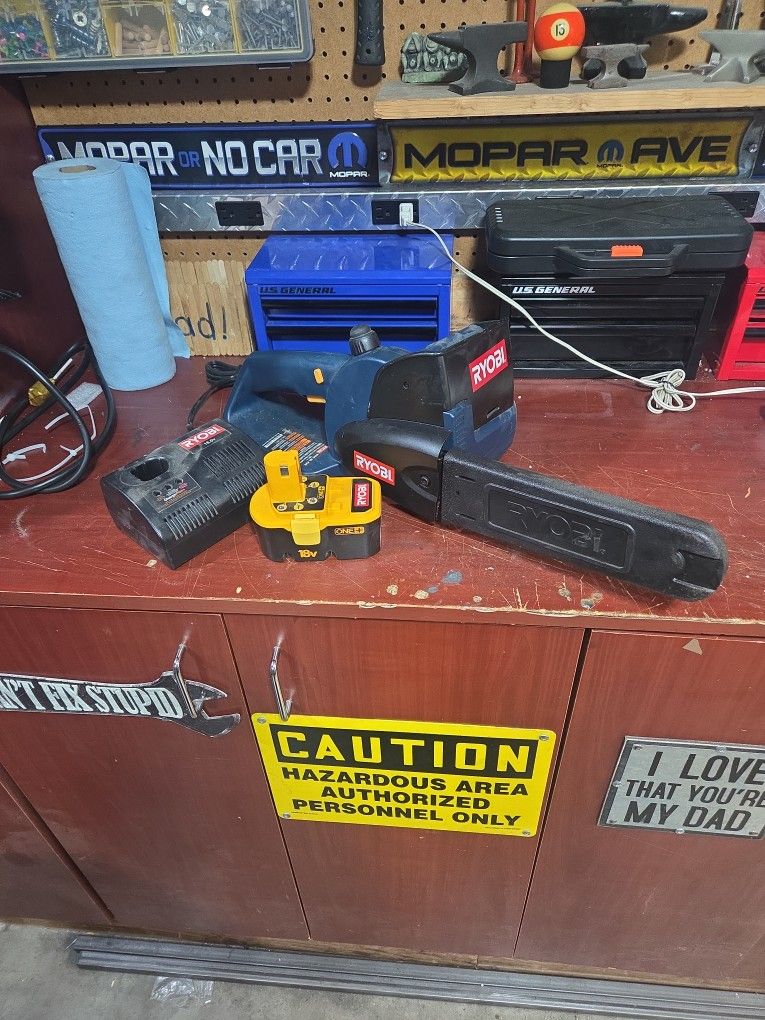 Ryobi Chainsaw 