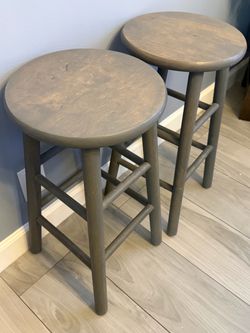 Set of 2 Counter height stools