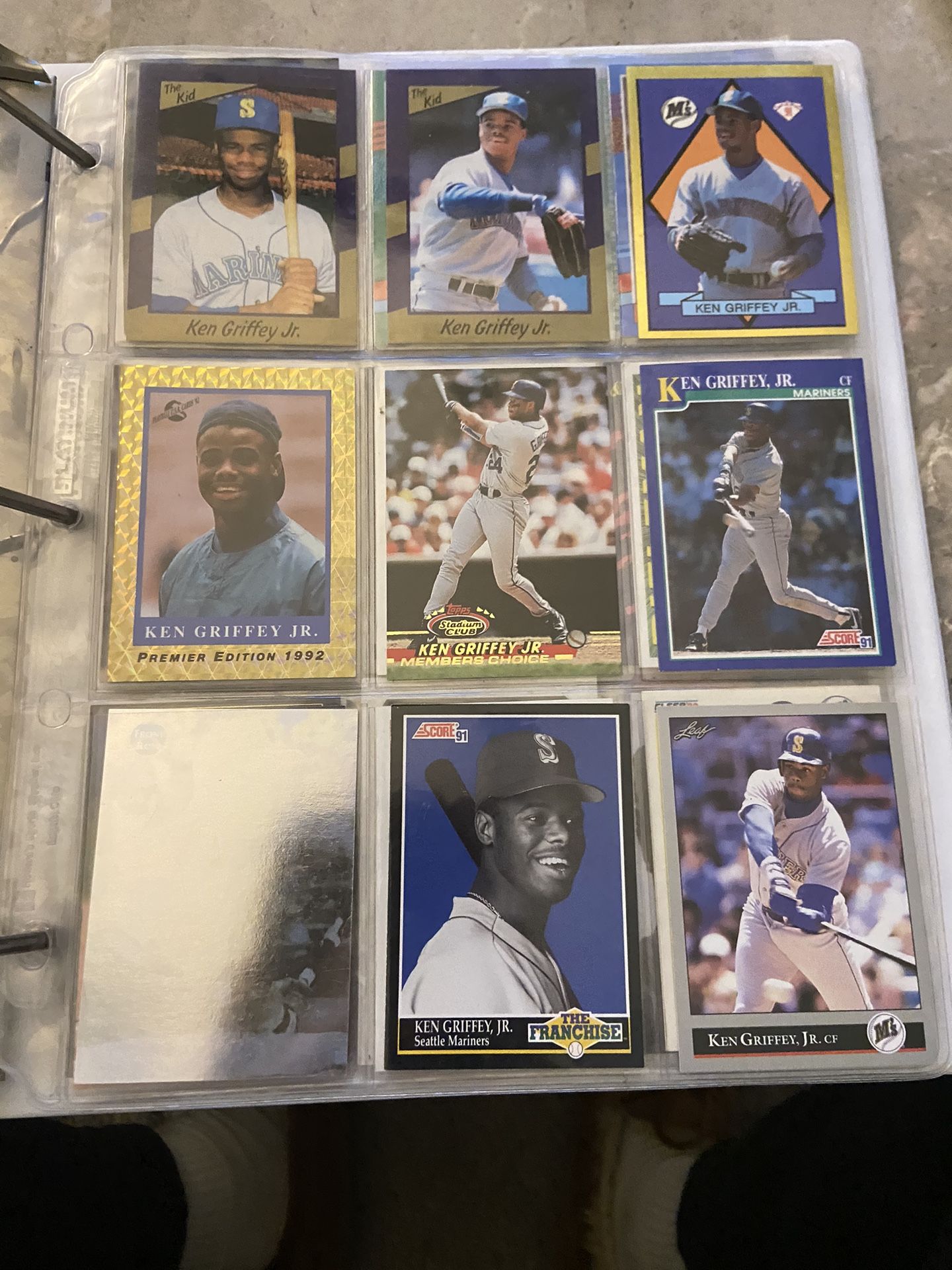 99 Ken Griffey Jr Cards - Lot Of Ken Griffey
