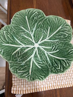 Bordallo Pinheiro Majolica Cabbage Green Leaves Salad Serving Bowl 11”