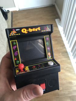 Qbert mini arcade game