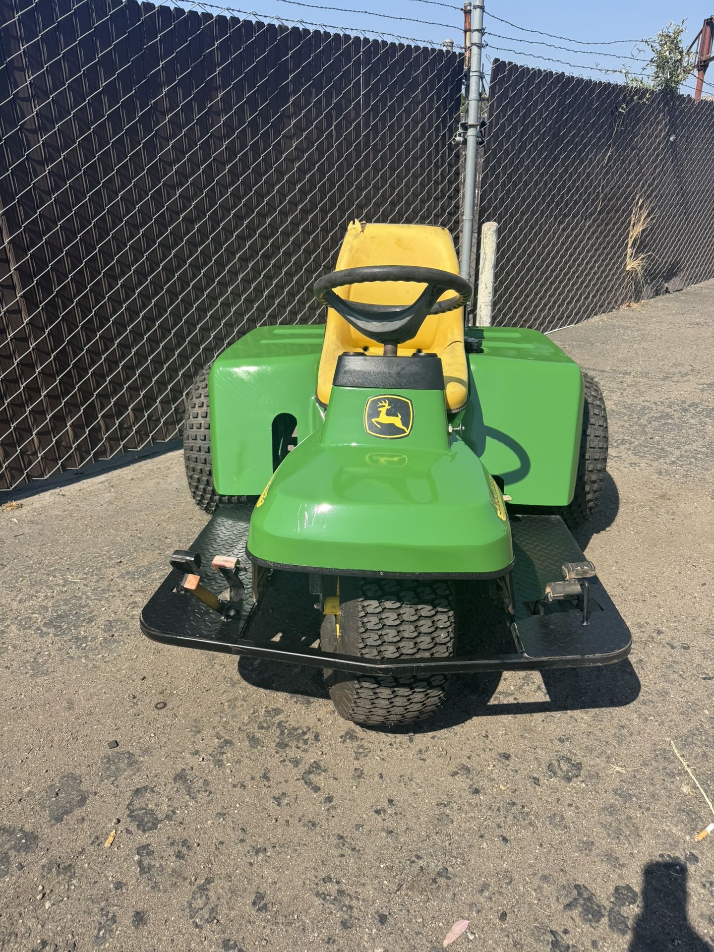 John Deere Bunker Raker