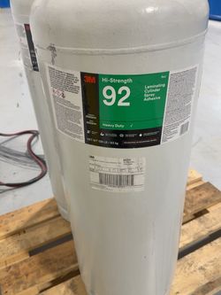 3M Hi-Strength Laminating Adhesive 92, Red, cylindre 139 lb / 63 kg, réf. (contact info removed)492.